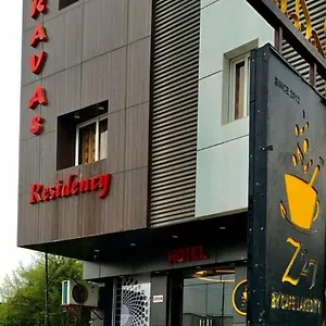 2* Hotel Pravas Residency